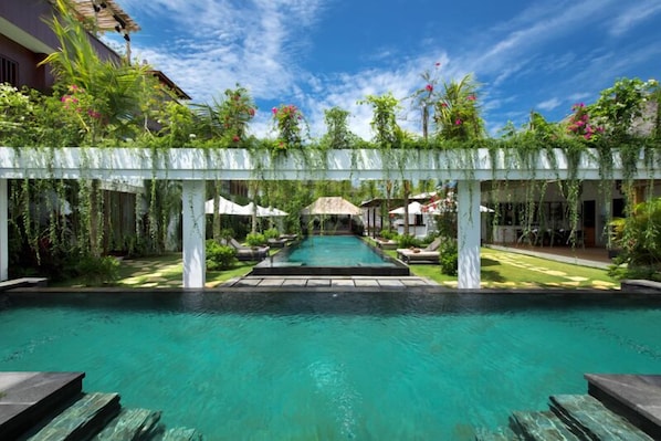 Prestigious 10 Bedroom villa, Seminyak