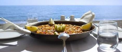 Ferien, Strand und Paella in Coma Ruga