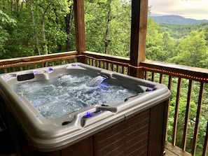 When it's time to relax, the Viking hot tub has 31 jets plus a lounger seat