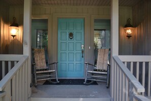 Relax in on the front porch, rain or shine!