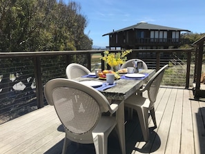 Morning breakfast or evening BBQ on the spacious deck off the kitchen