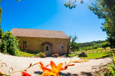 Stunning Barn Conversion located in the heart of the Galician countryside