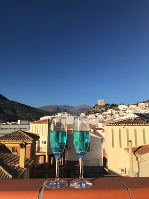 Cocktails on the roof terrace