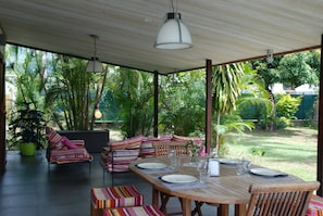 Outdoor dining