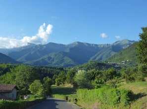 View of the mountains nearby