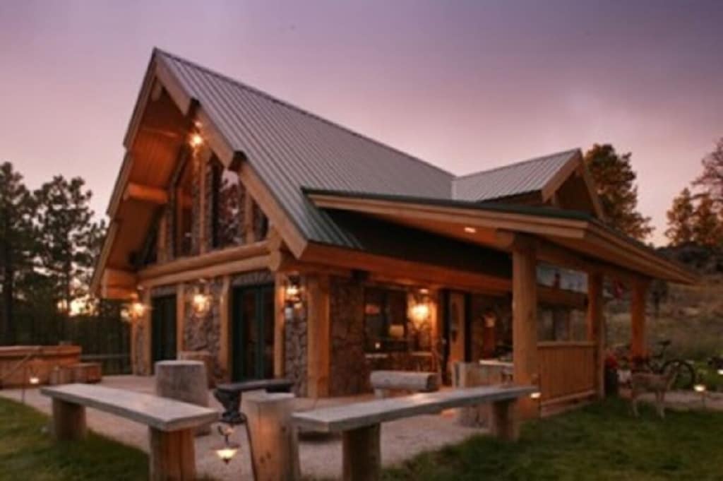Luxury cabin only minutes from   Black Hills attractions!