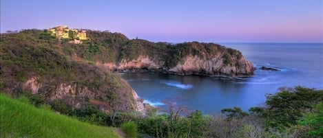 Las Palmas Oceanfront Villas & Casitas