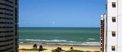 Uitzicht op strand/zee