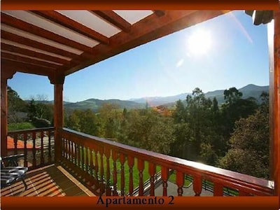 Cottage divided in apartm. 4 to 14 people, to the beach 2.5 Km. to Picos 20 Km.