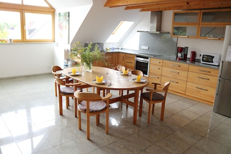 Kitchen and dining-room