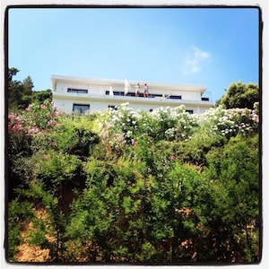 Villa St Tropez avec piscine - vue panoramique mer – 5 min à pied de la plage