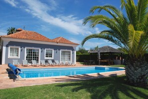pool area