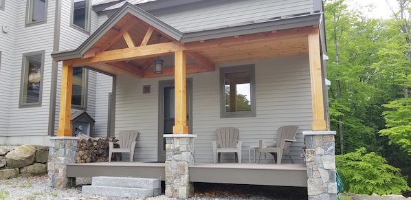 Front Entry Porch