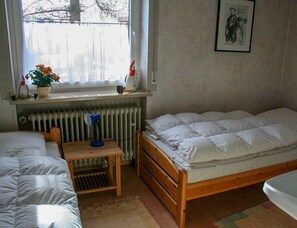 Schlafzimmer 2