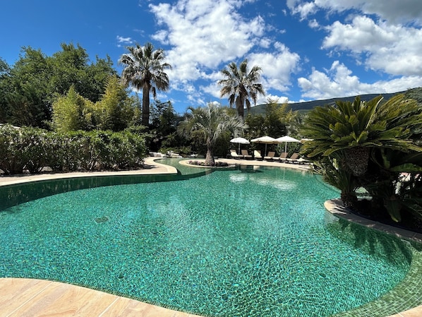 Piscine-lagon