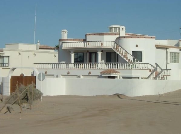 FRONT VIEW FROM SEA SIDE TOWARDS DECKS