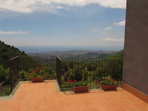 Terrace / Balcony