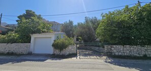 Villa Irena entrance from the street