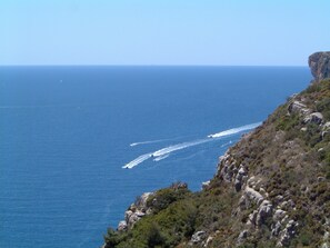 Watch the boats go by from the terraces of Casa Windlenook