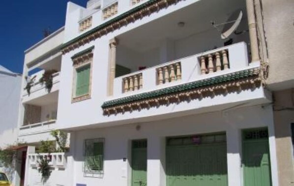 Façade
