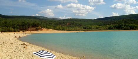 Le lac de Sainte Croix