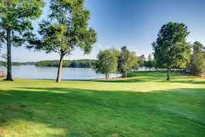 Beautiful front lawn!