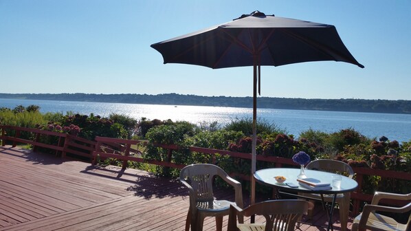 Love sitting on the deck enjoying food and drink.