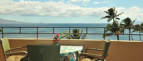 Heavenly ocean views from our top floor condo. Makena in the left end distance