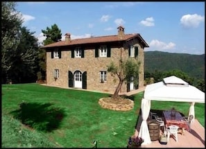 Villa Buca del Tasso