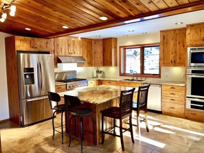Fully stocked kitchen, chefs love it here!