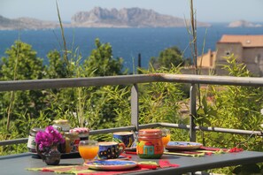 Vue mer depuis la terrasse