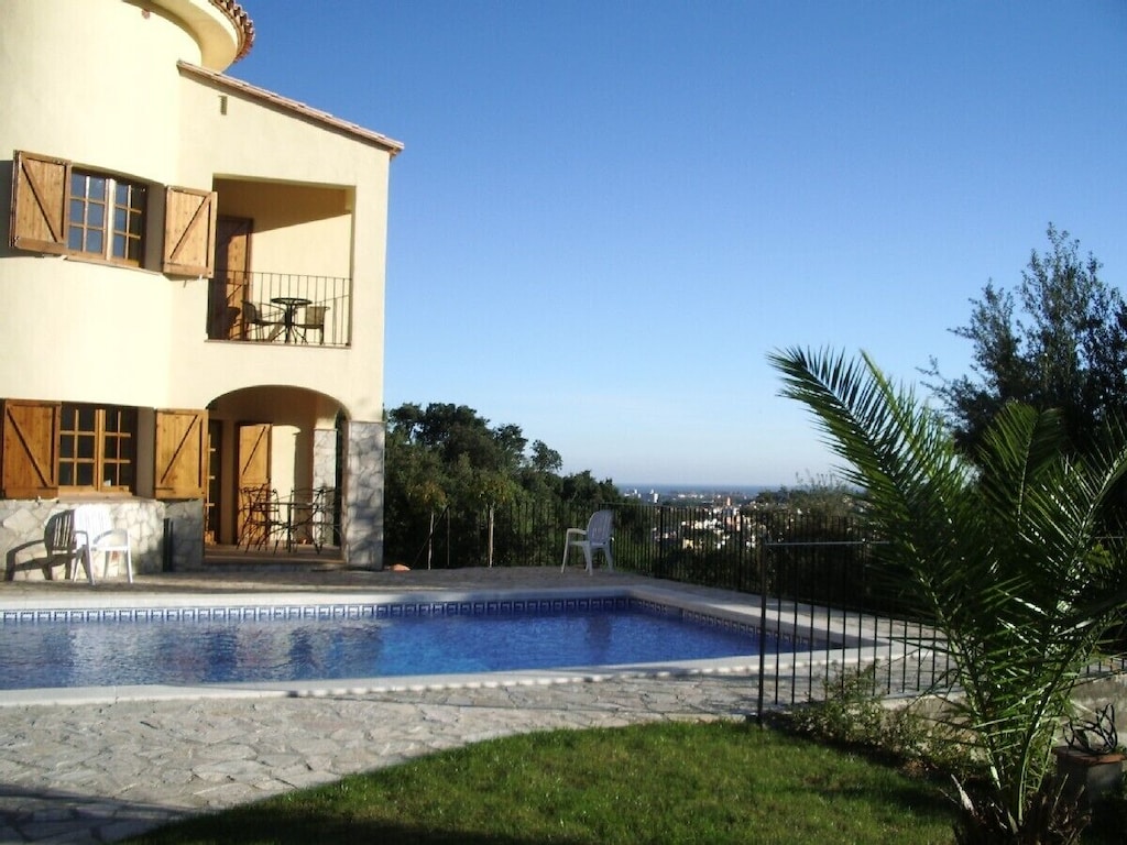 Picture of villa