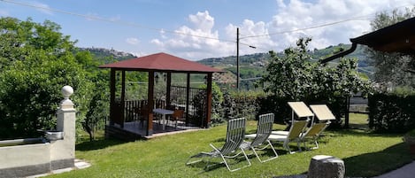 Giardino gazebo e fontana