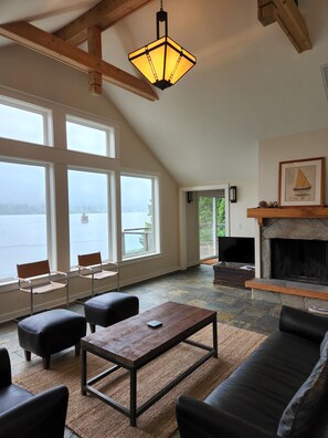 Enjoy the views in front of the fireplace!