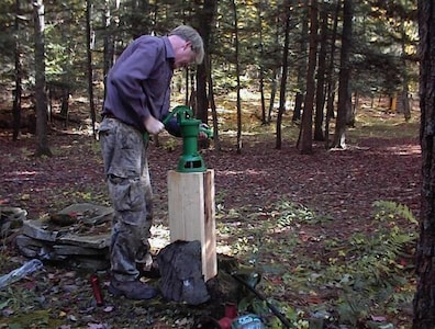 Wilderness Waterfront Cabin on the river --- Supremely private and off the grid