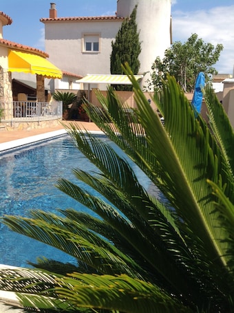 Pool 5 m x 10 m
