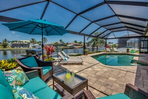 Tolle Panoramaaussicht mit Sitzlounge