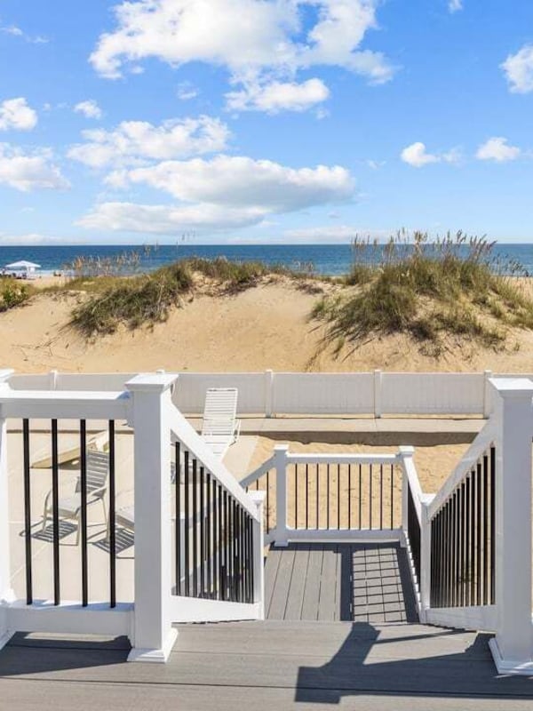 Top-Level Deck with Seating
