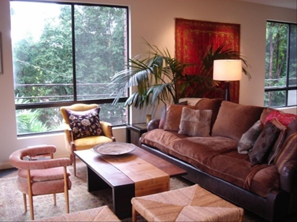 Beautiful apartment by the beach and the mountains