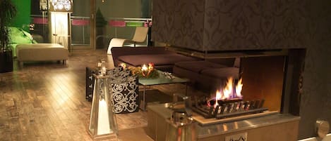 Late Autumn/Winter enjoy the real open fire place, heated underfloor and sauna.
