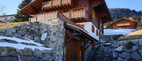 Front of the chalet from the road.