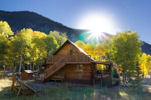 A typical Jasper sunrise