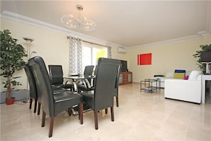 Dining area off the lounge