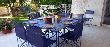la terrasse ombragée