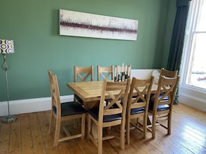 Dining area in drawing room