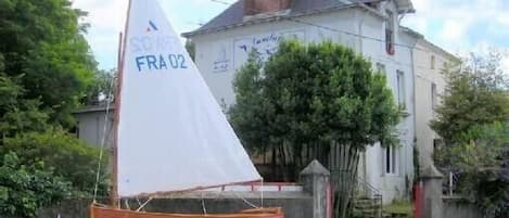 Une ancienne villa nantaise de bord de Loire où 400 bateaux ont vu le jour.