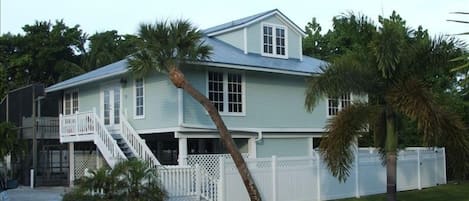 The Beach House Sanibel Front view