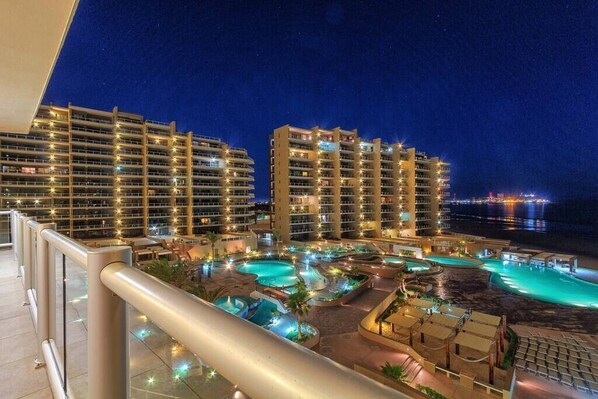 Stunning Ocean Front View (1)