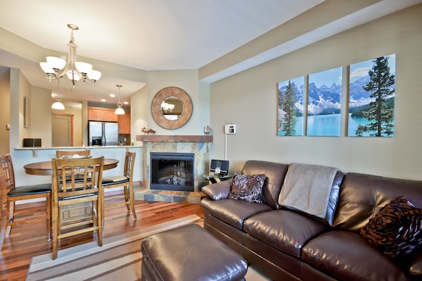 Welcome home to your mountain oasis!