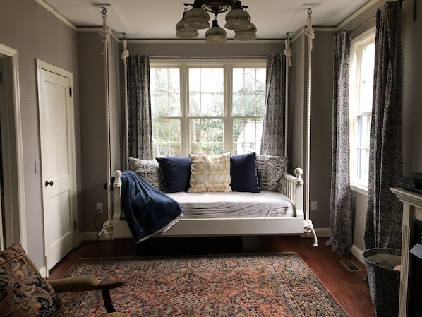 Hanging Day Bed